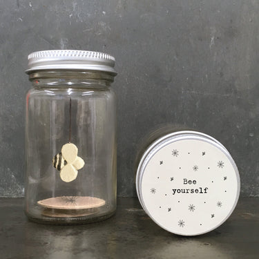 World in a jar-Bee yourself