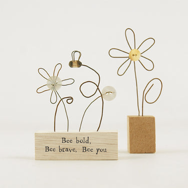 4374 Wood scene-Bee bold bee brave